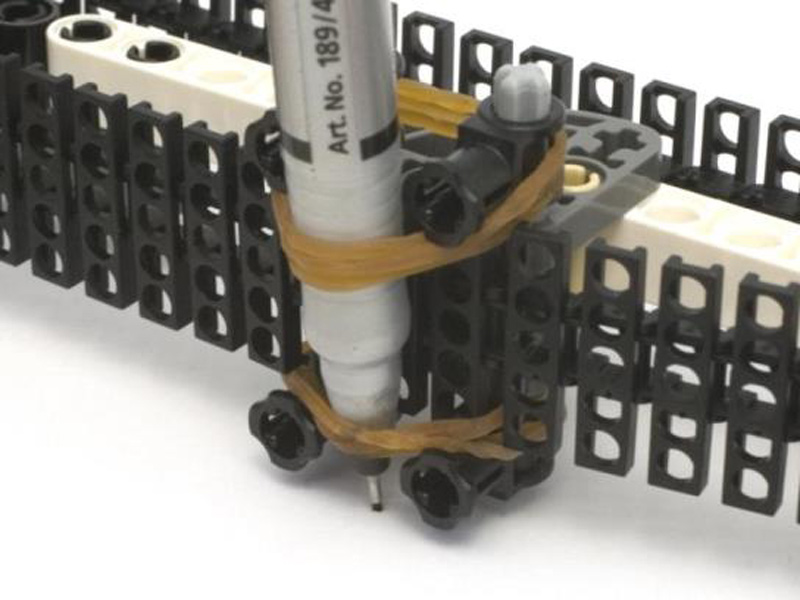 lego robot Pen holder attached